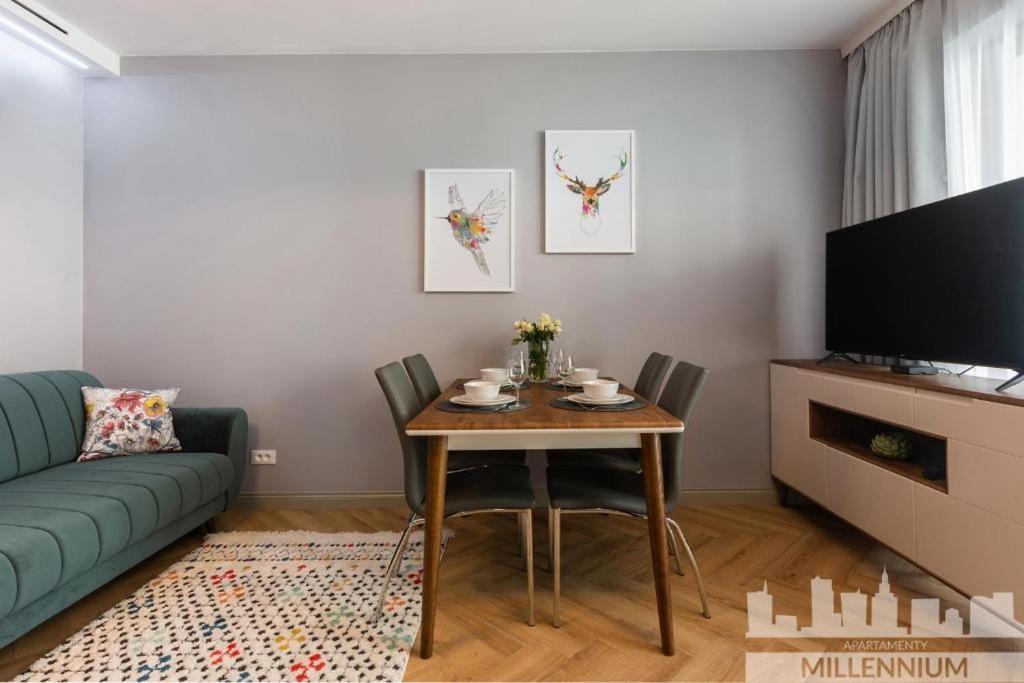 Millennium Port Gold Apartment Warsaw Ngoại thất bức ảnh